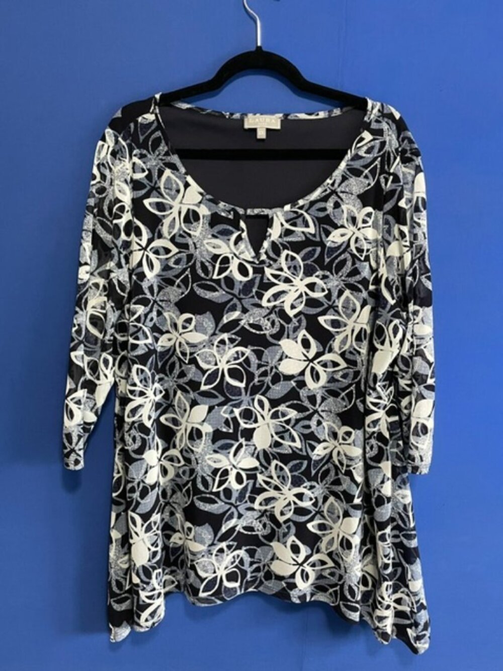 Laura Plus Navy and Ivory Floral Lined Tunic - Size 2X